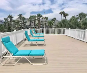 Photo 5 - Lovely Beach Condo