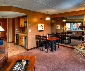 Photo 3 - Colorado Suite