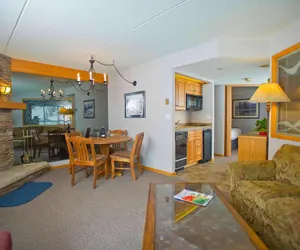 Photo 5 - Colorado Suite