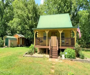 Photo 2 - Yellow Cabin on the River