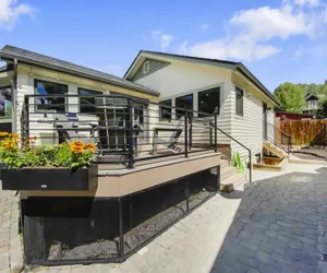 Photo 4 - High Street Hideaway