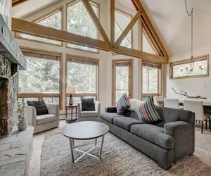 Photo 3 - Luxury 4BR Pines Townhome amongst the peace and quiet