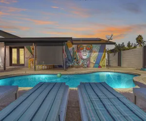 Photo 2 - Luxury Pool & Hot Tub 5BR Home in Downtown Gilbert