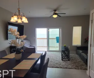 Photo 4 - New Waterfront Bungalow * Fisherman's Paradise