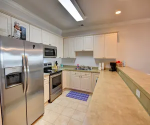 Photo 4 - 4827 Magnolia Lake Drive, 302