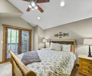 Photo 5 - Ridge Street Chalet B