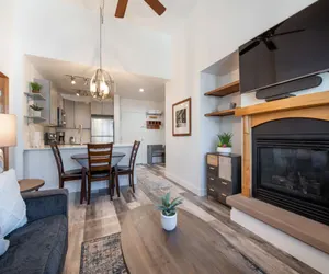 Photo 4 - Zephyr Mountain Lodge, Condo | 2 Bedroom (Premium-Rated Condo 2504)