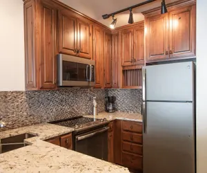 Photo 5 - Zephyr Mountain Lodge, Condo | 2 Bedrooms Lower Hughes View w/ Ski Storage (Premium-Rated Condo 1317)