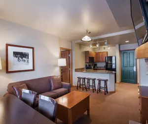 Photo 5 - Zephyr Mountain Lodge, Condo | 4th Floor Tucked Into The Woods Ski-In/Ski-Out (Select-Rated Condo 1402)