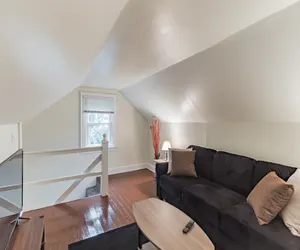 Photo 5 - Centrally Located APT near UC, Hospital and Zoo!