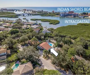 Photo 2 - Great 6BR for All Ages/Heated Pool 5 min to beach