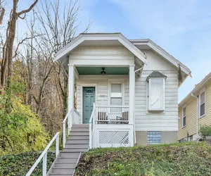 Photo 4 - Cozy Cottage in the Heart of Hyde Park