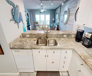 Photo 5 - Seacrest 710 is 2 BR Top Floor Gulf Side unit - Beautifully decorated