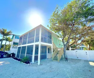 Photo 2 - Coquina Cottage A