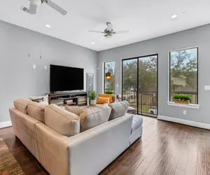 Photo 3 - Modern, Houston Inspired Home w/Best Downtown View