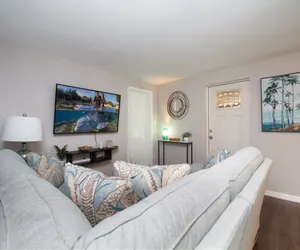 Photo 5 - 5 O'Clock Somewhere -  Short Term Rental