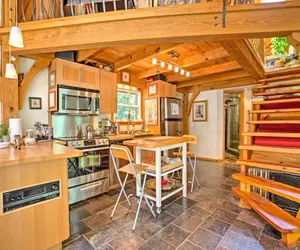 Photo 3 - Table Rock Retreat - Private Pool Home In The Mountains
