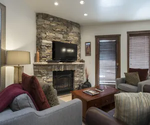 Photo 2 - 2 Bedroom Condo with Spa - Silver Baron Lodge