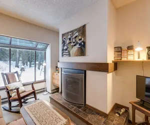 Photo 5 - 33SW - WiFi - Fireplace - Amenities - Sleeps 4