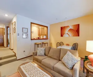 Photo 2 - 33SW - WiFi - Fireplace - Amenities - Sleeps 4