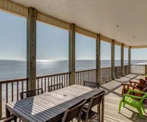 Photo 2 - Marisol - PET FRIENDLY and Gulf Front!  Enjoy the large deck with amazing views!