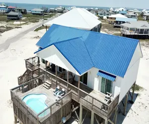 Photo 2 - Island Time II - Private (heated) pool - Pet Friendly!  Only 100 feet from the gulf - built with amazing views in mind!