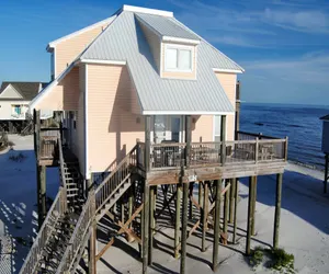 Photo 3 - Kowabunga - You'll love the rooftop deck and private heated dipping pool!  Pet Friendly!