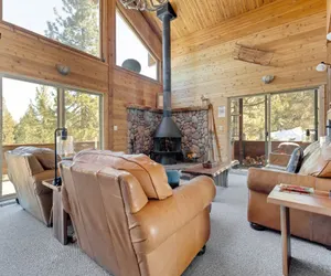 Photo 4 - Centrally Located and Dog Friendly! - Hot Tub #36