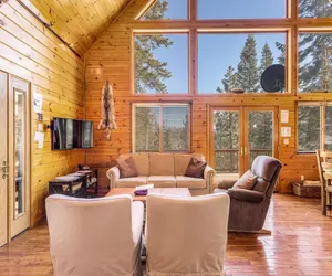Photo 4 - Rustic Custom Built Cabin w/ Hot Tub & Sauna SK#33