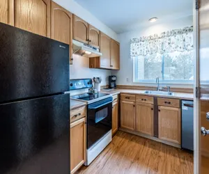 Photo 5 - 4BR Private Townhouse at Smugglers' Notch Resort