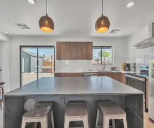 Photo 5 - Spacious 4-BR Retreat with Hot Tub near Gilbert