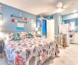 Photo 4 - Tropic Terrace #11 - Beachfront Resort