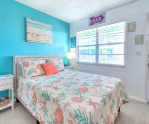 Photo 3 - Tropic Terrace #56 - Beachfront Resort