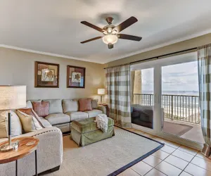 Photo 2 - Oceanfront Condo with Oceanside Pool and Private Fishing Pier Access