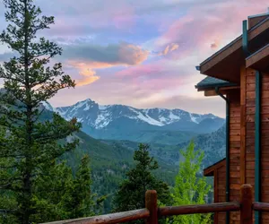 Photo 2 - Elk Summit Vacation Home at Windcliff