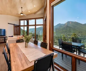 Photo 3 - Azure Vista Vacation Home at Windcliff