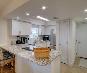 Photo 4 - 349 El Matador