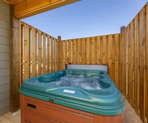 Photo 4 - Chateau Bliss Chalet with Free Mini Golf Course