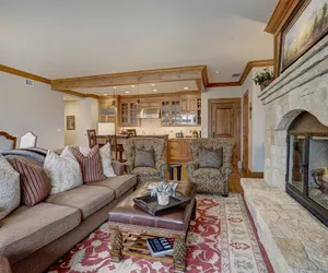 Photo 2 - 4Br Ski in/Ski out Condo - Top of Bachelor Gulch