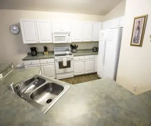 Photo 4 - Kevin's Highgate Park Vacation Home