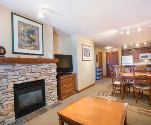 Photo 3 - 3313 - One Bedroom + Den Standard Powderhorn Lodge