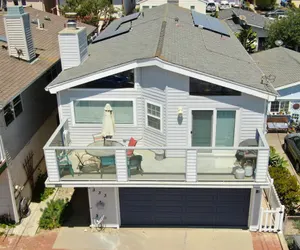 Photo 2 - 333 Juanita Avenue