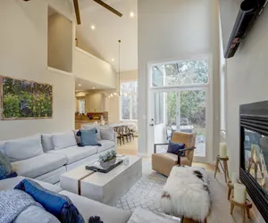 Photo 3 - Luxury 5 Bed+ Private Home, Beaver Creek Mountain Access. Stay 7 nights, receive 20% off your stay!