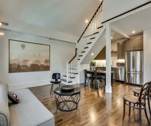 Photo 5 - Modern Luxury in Old Town - Sleeps 4