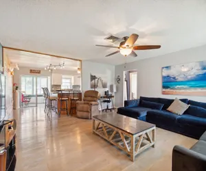 Photo 2 - The Lake Home - PET FRIENDLY!  A Beautiful Oasis In The Heart Of Florida!