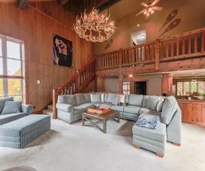 Photo 2 - West Ridge 107-SKI IN/OUT - Right on Cupp Run!