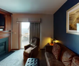 Photo 5 - Warm up in this Cozy Condo - Allegheny #212