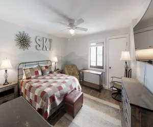 Photo 2 - Silver Creek #1311 - Cozy Mountain Top Retreat - SKI IN / SKI OUT!