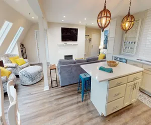 Photo 2 - Leatherbark #303B - Resort Living at its Finest!