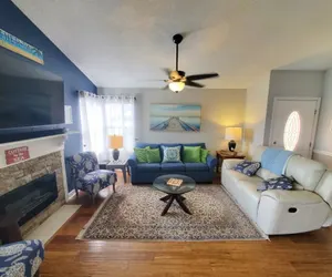 Photo 2 - Casa Bella - Home with Pool Access & Pets Welcome